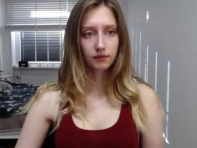 Offline LUNAdream on BongaCams