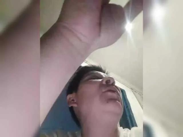 Lyolya-23 on BongaCams 