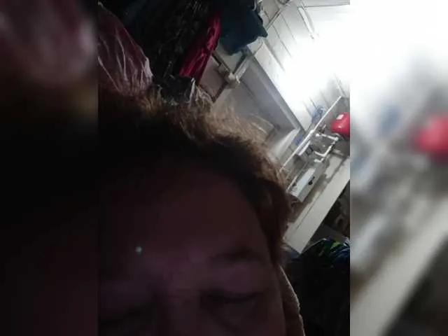 Madam-oss on BongaCams 