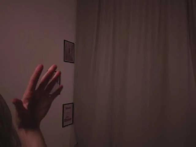 Maddison on BongaCams 