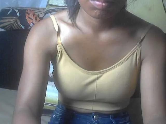 Offline Maellah31 on BongaCams