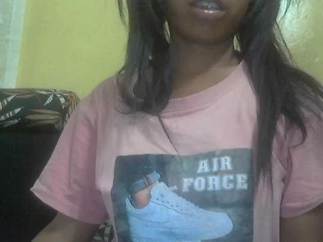 Offline Maellah31 on BongaCams