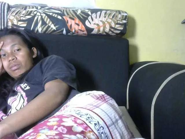 Offline Maellah31 on BongaCams