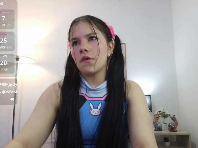 Offline MIA-MORALEZ on BongaCams