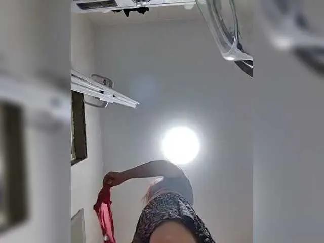 missReborn on BongaCams