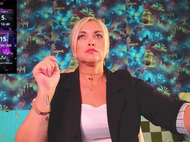 Mistress-Gwen on BongaCams