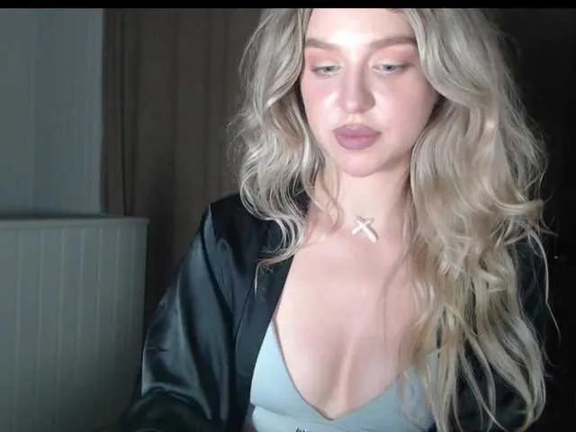 MistressX555 on BongaCams