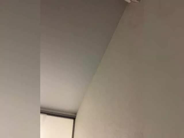 Offline OriginalHOOLi on BongaCams