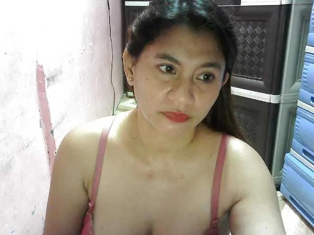 peenastyfame on BongaCams 