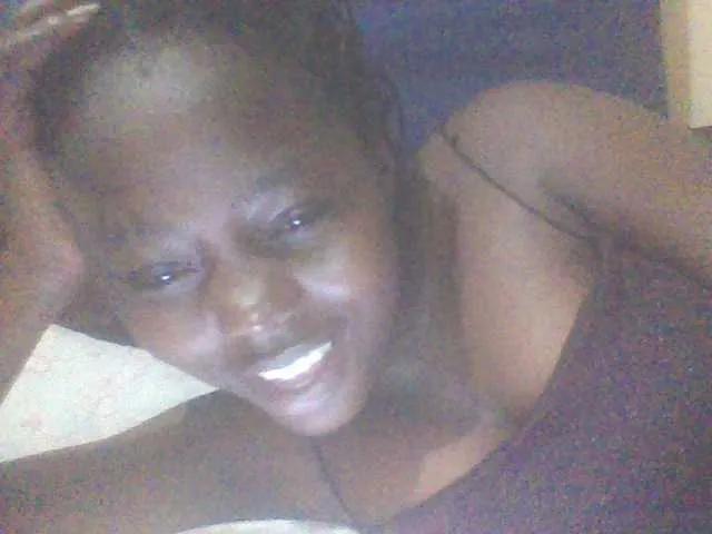 PrettyG on BongaCams