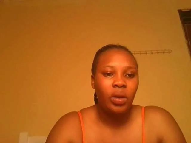 Offline Queenlily25 on BongaCams