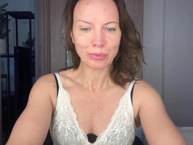 Offline RachelSweet on BongaCams