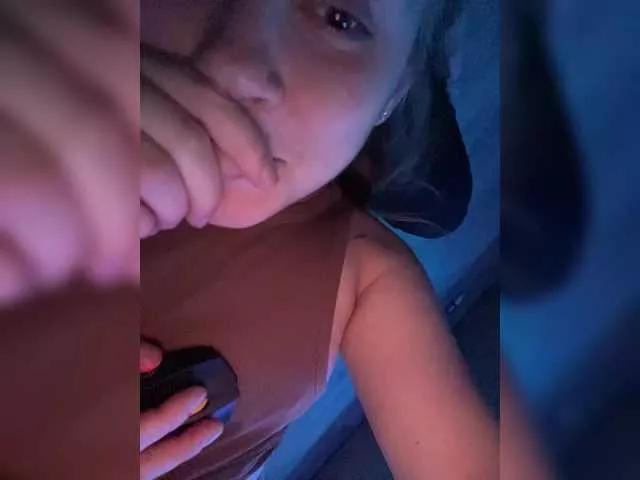 Offline Sailor-Moons on BongaCams