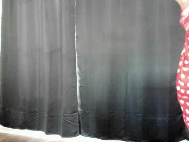 SaraDesireXO on BongaCams 