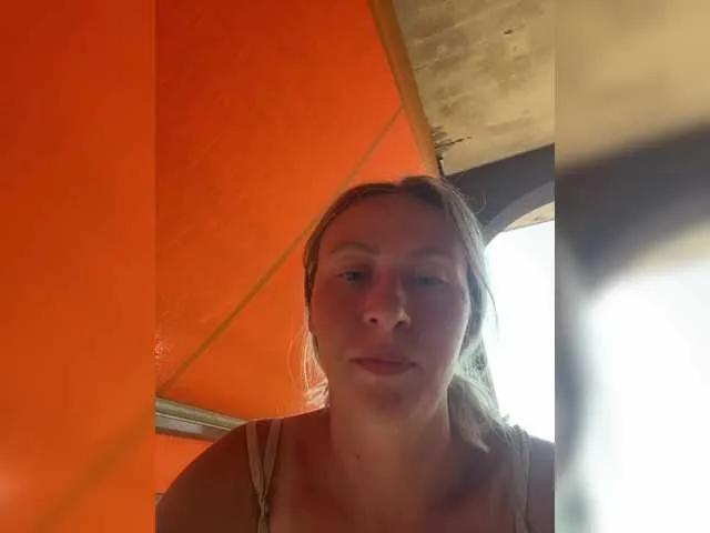 Offline Saveta on BongaCams