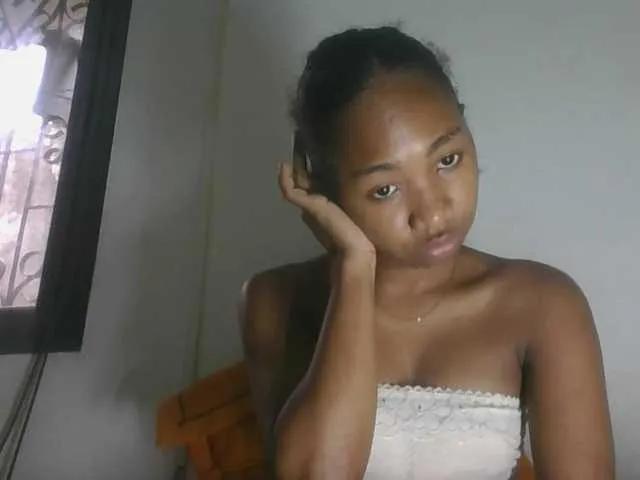 Sweetiepop on BongaCams 