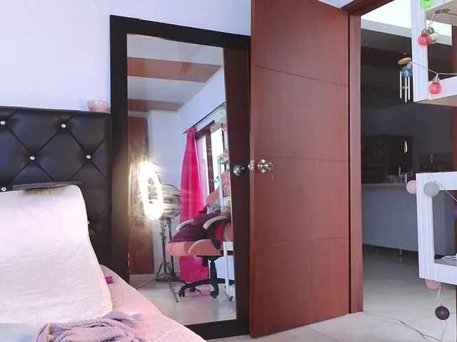 Freechat Tatiana-Blare on BongaCams