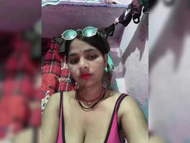 Tunnidelhi on BongaCams 