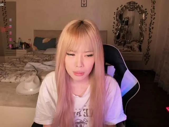 Velvetsky on BongaCams 