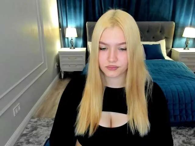 Velvetsky on BongaCams 