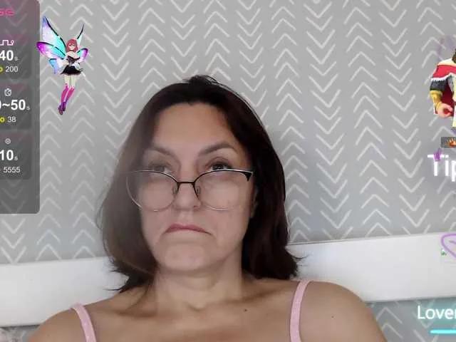 Vivian-Violet on BongaCams