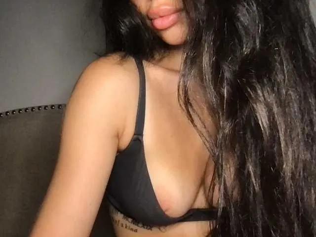 Xoxcat on BongaCams 