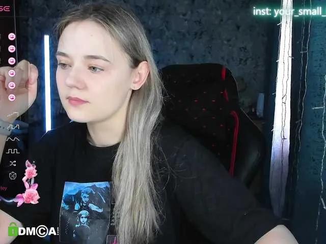Offline your-small-bunny on BongaCams
