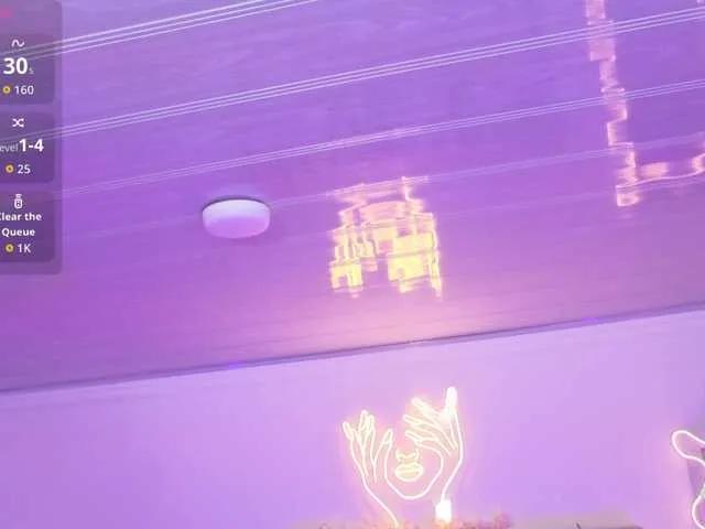 Offline ZURY-TAY on BongaCams