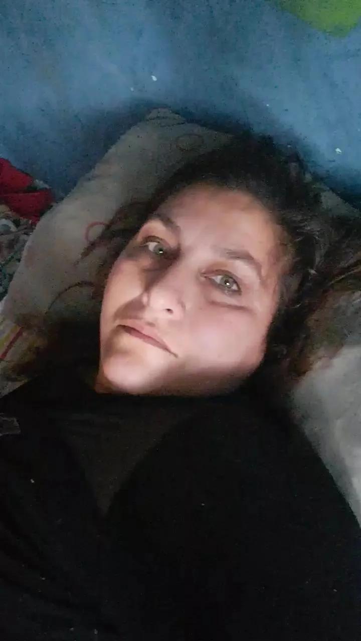 Offline 27287735044 on Cam4