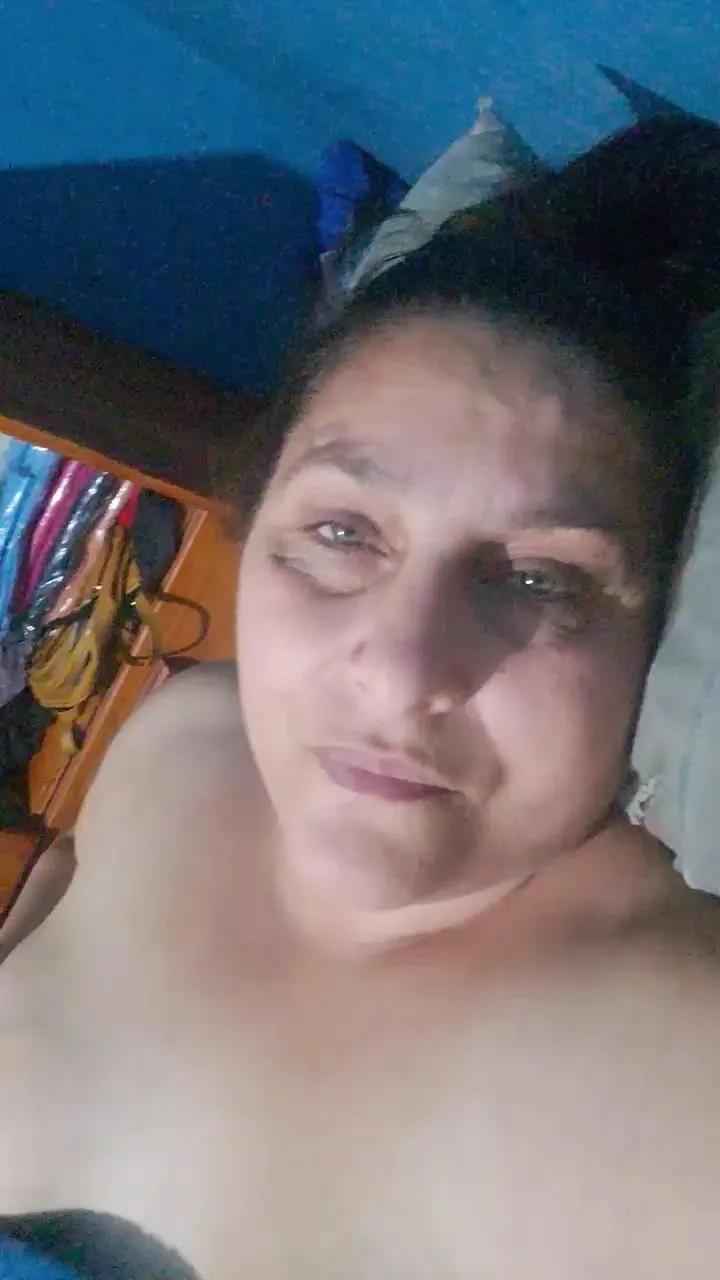 Offline 27287735044 on Cam4