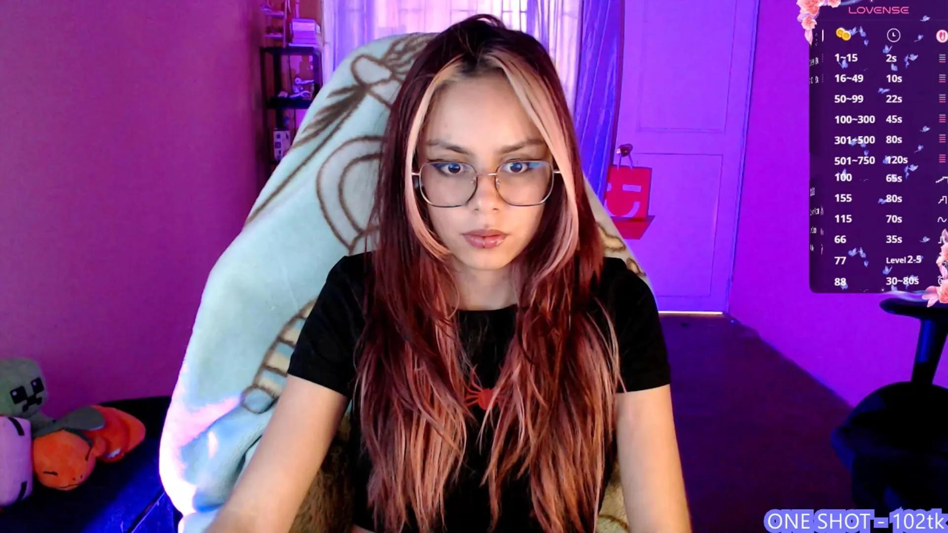 Offline 7Hana7 on Cam4