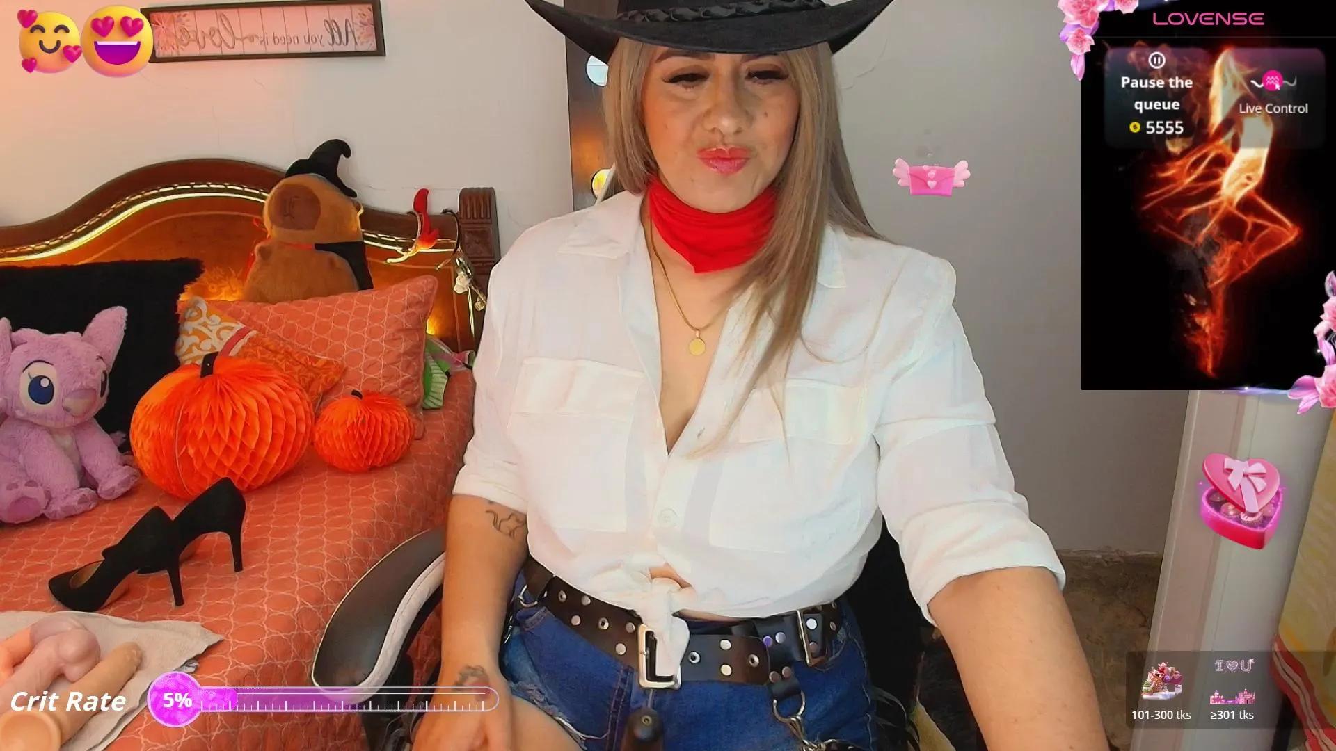 aamanda_Queen_ on Cam4 