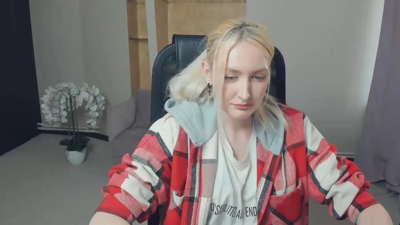 AccaAldridge on Cam4 
