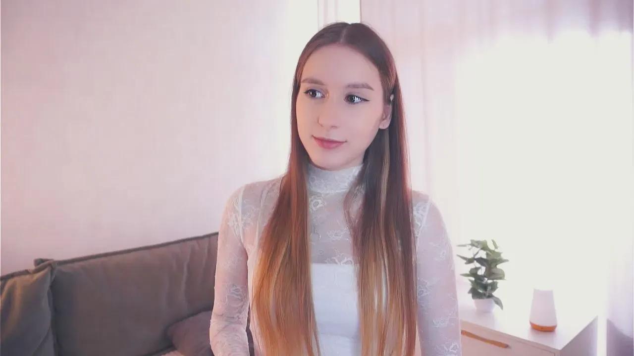 Offline AleciaRaw on Cam4