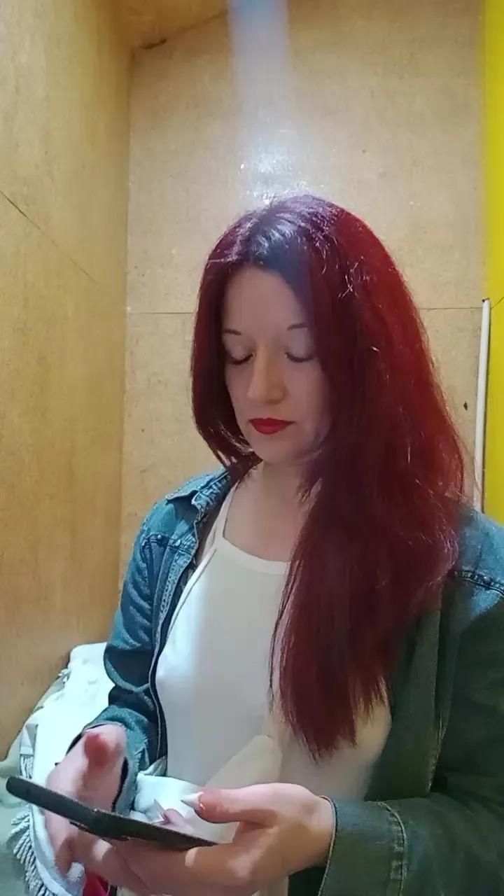 Offline AlejandritaMilf on Cam4