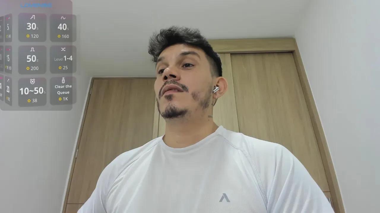 Offline alejandro_stark on Cam4