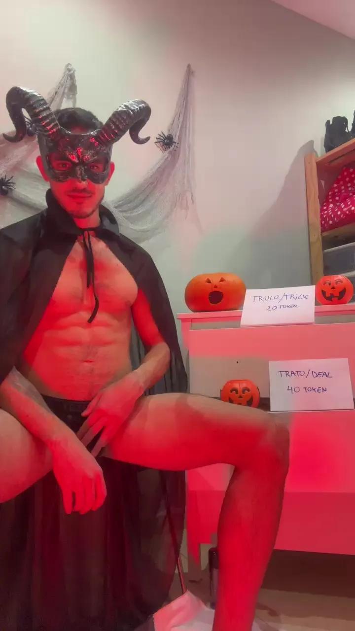 AlejandroAlpha on Cam4