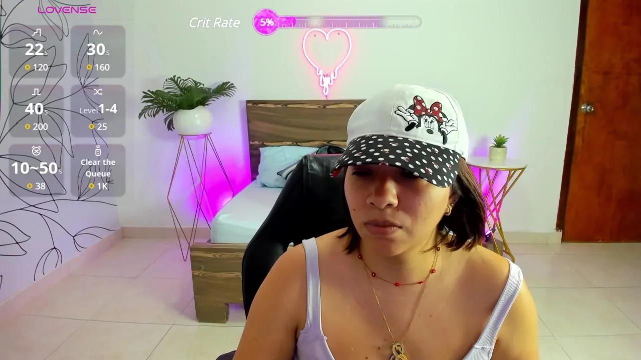 alma_fenix on Cam4 