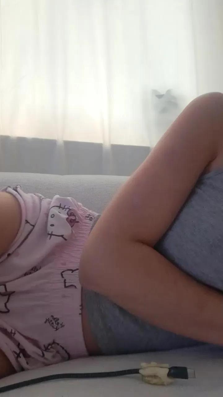 Offline AlvinaSWE on Cam4