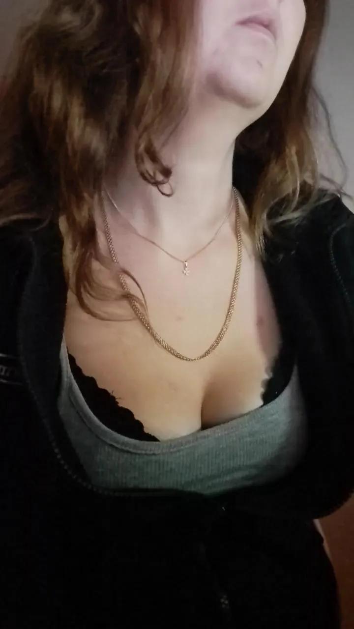Offline AlvinaSWE on Cam4