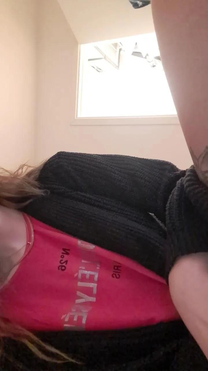 Offline AlvinaSWE on Cam4