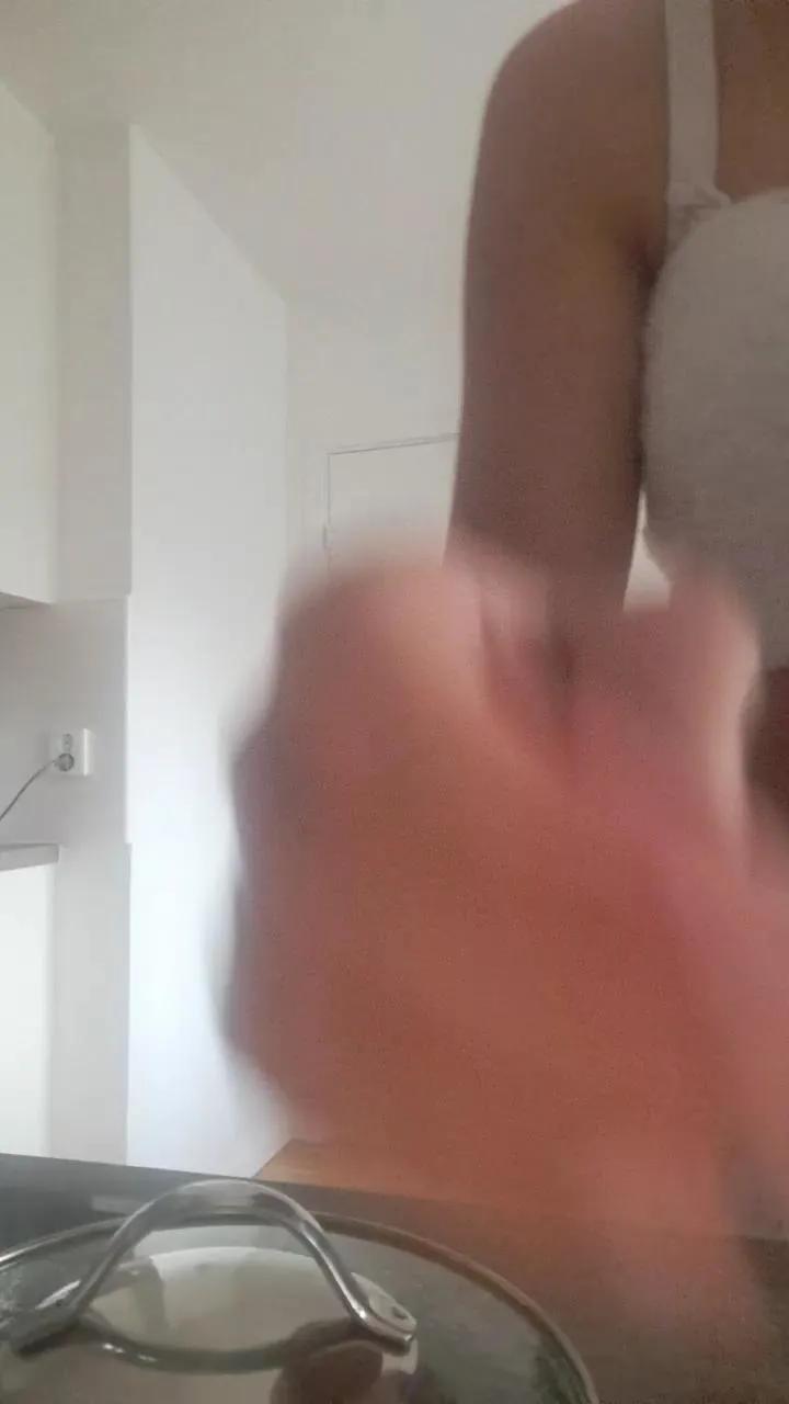 Offline AlvinaSWE on Cam4