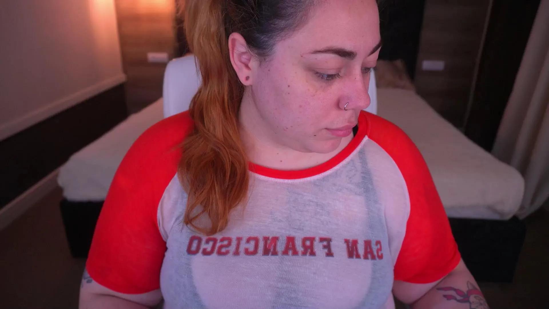 AmazonkaStar on Cam4 