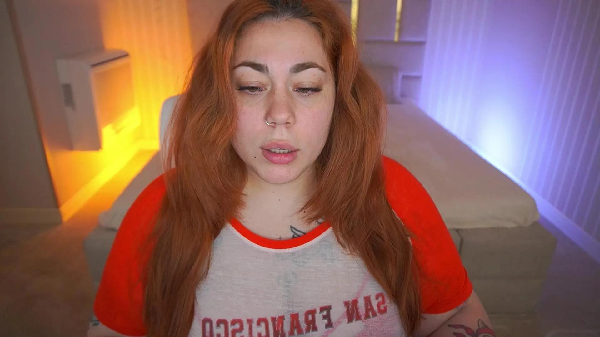 AmazonkaStar on Cam4 