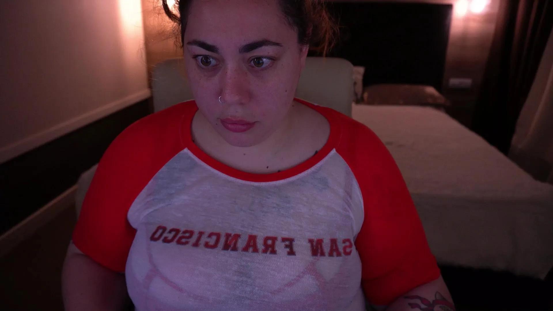 AmazonkaStar on Cam4 