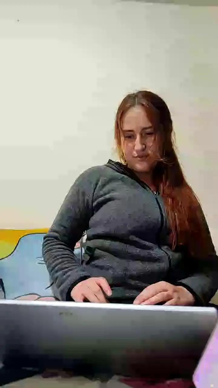 Anais_M on Cam4 