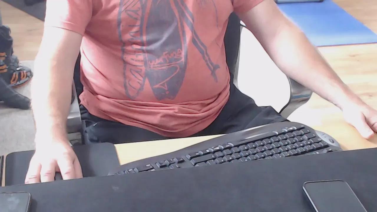 Offline armgai70 on Cam4