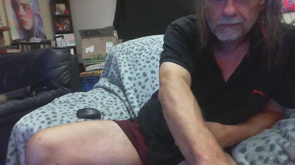 aussiesingle on Cam4 