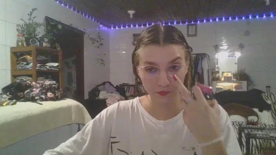 Offline babydemon6 on Cam4