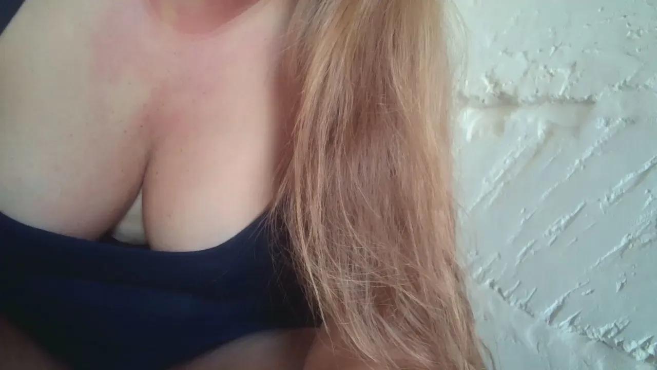 BambolaGenuina on Cam4 